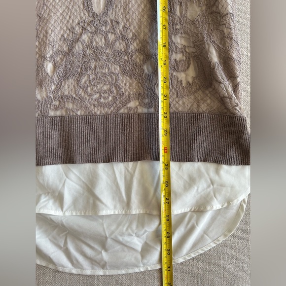 Simply Vera Vera Wang Taupe Knit Long Sleeve Sweater - Picture 5 of 13